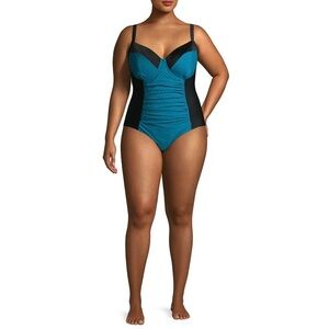 Terra & Sky Plus Size Hottie Dottie Ruched One Piece Adjustable Strap Swimsuit